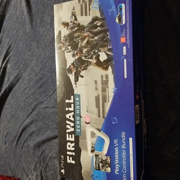 NEW PS4 Firewall Zero Hour Playstation VR Aim Controller Bundle, Sealed - Picture 1 of 5